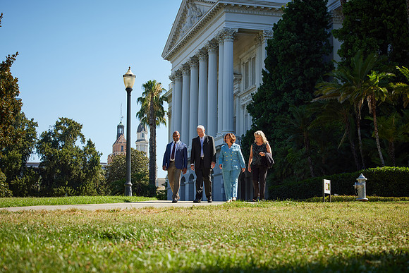 Walk n talk at Capital 422