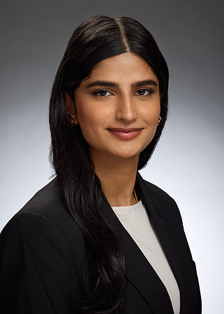 Navreet Kaur 1606 5 Red 500x700-S4WEB