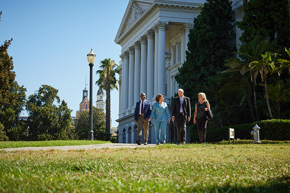 Walk n talk at Capital 449