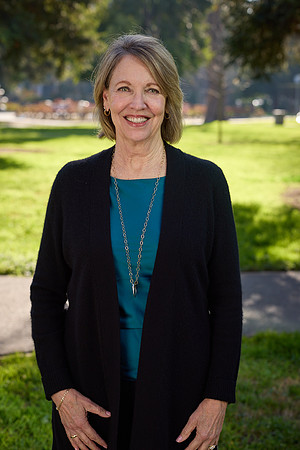 Christi Black-Davis 260202- 110