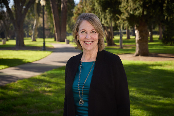 Christi Black-Davis 260202-2- 173