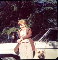 Eileen & Dogs McIntyre 1977