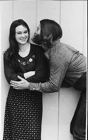 Phil Kisses Teri McIntyre