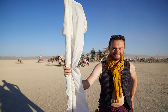A-Lad-In Burning Man Loren 0032
