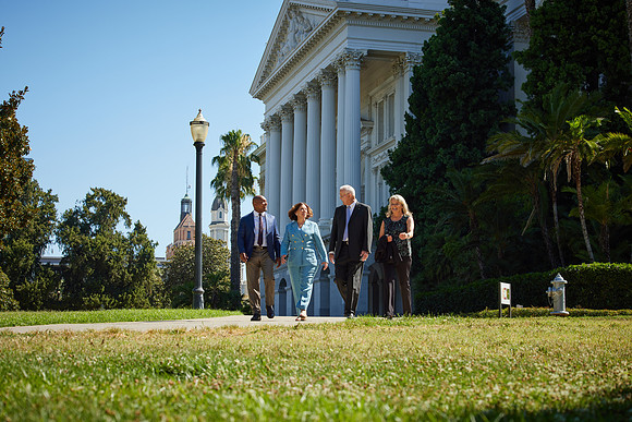 Walk n talk at Capital 469