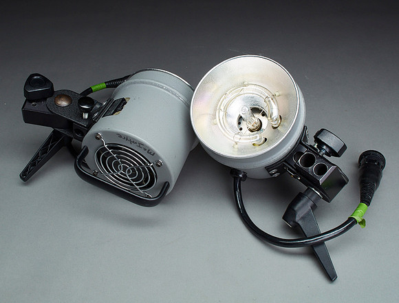 2 Dyna-lite 2040 heads