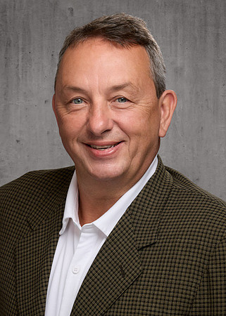 Bob Deasy 030 500x700-S4WEB