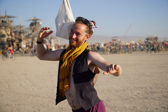 A-Lad-In Burning Man Loren 0044