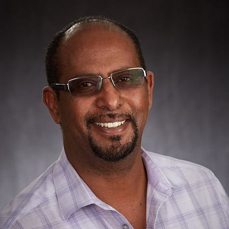 Daniel Kahsay 593