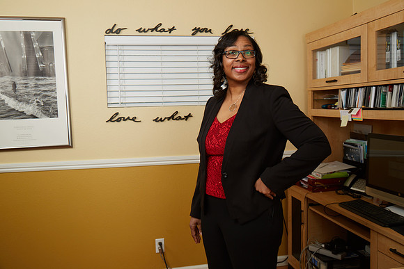 Dr Andrea Joy Smith0939