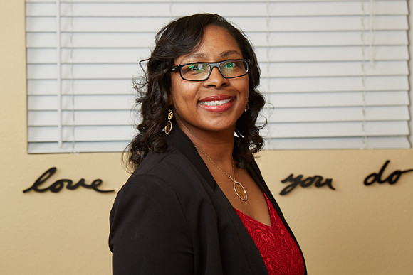 Dr Andrea Joy Smith0998