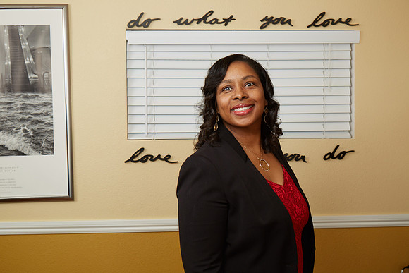 Dr Andrea Joy Smith1049