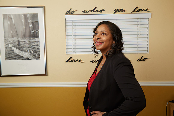 Dr Andrea Joy Smith1064