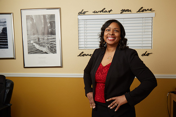 Dr Andrea Joy Smith1091