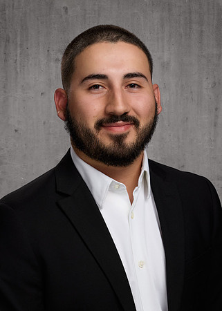 Noah Reyes 025 500x700-S4WEB