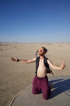 A-Lad-In Burning Man Loren 0029