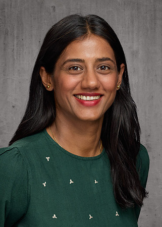 Apeksha Gajjar 018 500x700-S4WEB
