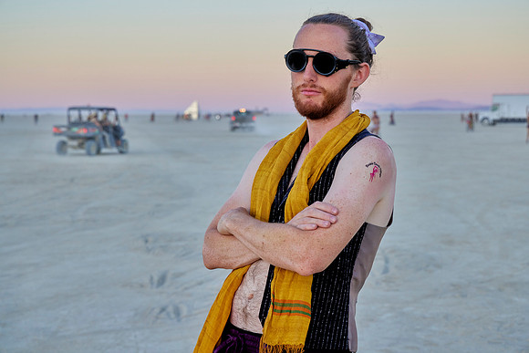A-Lad-In-Burning Man 3023