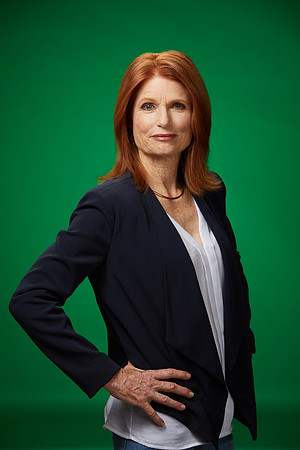 Dianna Freeman 069