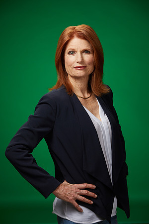 Dianna Freeman 071