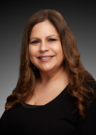 Raquel Mendez 029 500x700-S4WEB
