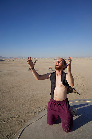 A-Lad-In Burning Man Loren 0023