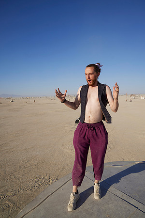 A-Lad-In Burning Man Loren 0008