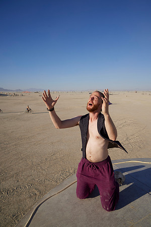 A-Lad-In Burning Man Loren 0022