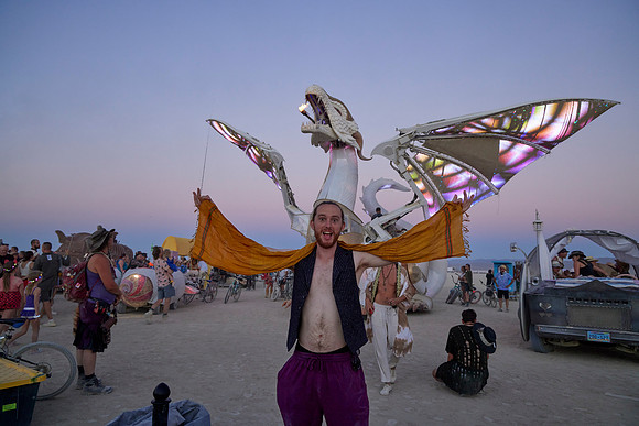 A-Lad-In-Burning Man 3034