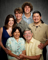13_0_127_1mccreery_family_8x10