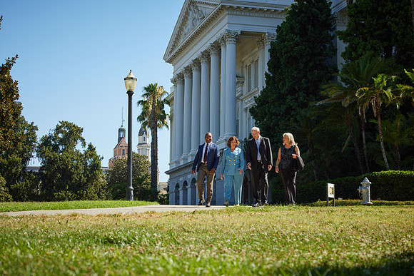 Walk n talk at Capital 448