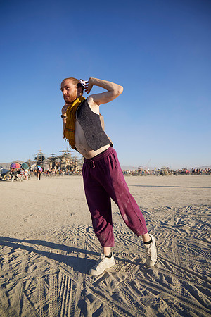 A-Lad-In Burning Man Loren 0045