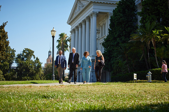 Walk n talk at Capital 434