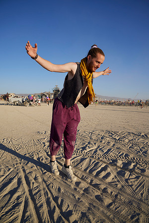 A-Lad-In Burning Man Loren 0049