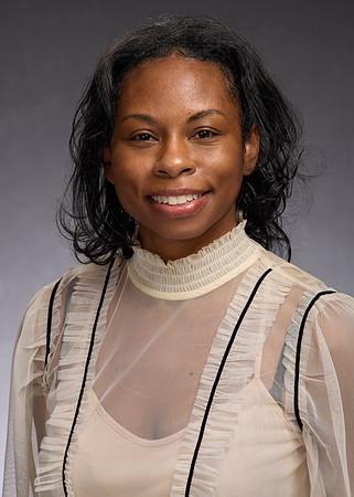 Jahnelle Robinson 023Jpeg 5x7