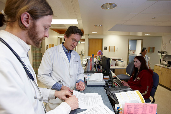 Dr. Kravitz and Dr. Steven Gelber 042