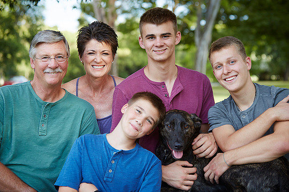 3_0_90_1sherry_family_079_6x4_lb